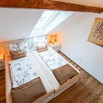 Auszeit Steiraland 1 Mit Privaten Garten Ueberdachter Terrasse Und Parken Apartment Leoben (Styria)