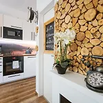 Auszeit Steiraland 1 Mit Privaten Garten Ueberdachter Terrasse Und Parken Leoben (Styria)