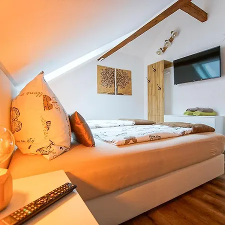 Auszeit Steiraland 1 Mit Privaten Garten Ueberdachter Terrasse Und Parken * Leoben (Styria)