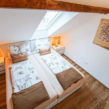 Auszeit Steiraland 1 Mit Privaten Garten Ueberdachter Terrasse Und Parken Appartamento Leoben (Styria)