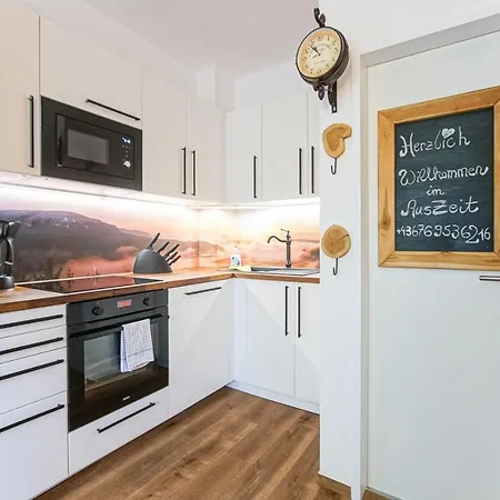 Auszeit Steiraland 1 Mit Privaten Garten Ueberdachter Terrasse Und Parken Apartman Leoben