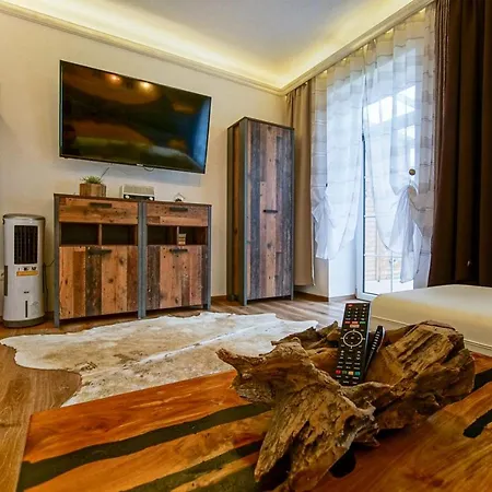 Apartment Auszeit Steiraland 1 Mit Privaten Garten Ueberdachter Terrasse Und Parken *
