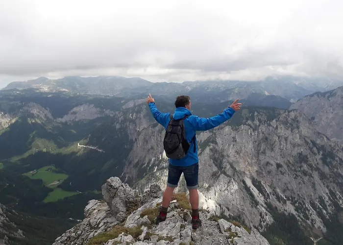 Apartman Auszeit Steiraland 1 Mit Privaten Garten Ueberdachter Terrasse Und Parken Leoben