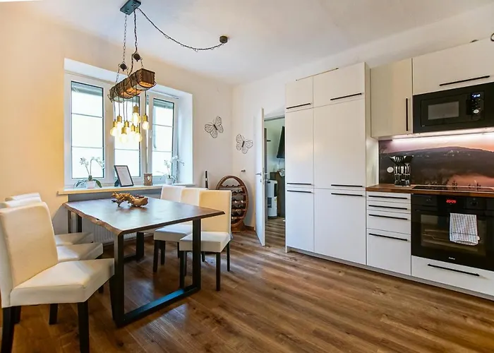 Auszeit Steiraland 1 Mit Privaten Garten Ueberdachter Terrasse Und Parken *