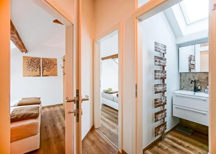 Auszeit Steiraland 1 Mit Privaten Garten Ueberdachter Terrasse Und Parken Apartman *