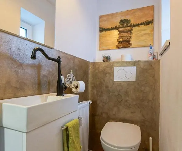 Auszeit Steiraland 1 Mit Privaten Garten Ueberdachter Terrasse Und Parken Leoben