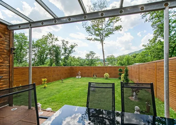 Auszeit Steiraland 1 Mit Privaten Garten Ueberdachter Terrasse Und Parken Apartman